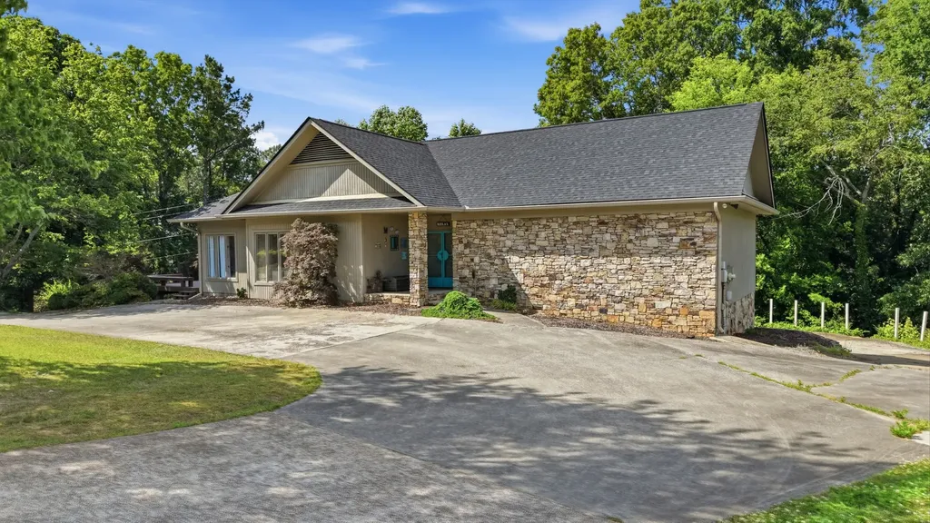 401 Pine Bluff Drive Chattanooga TN 37412
