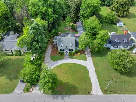 105 8th Ave, SE Winchester TN 37398