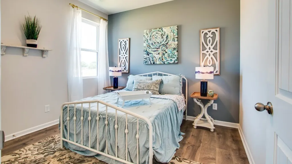 2219 Quinn White House TN 37188