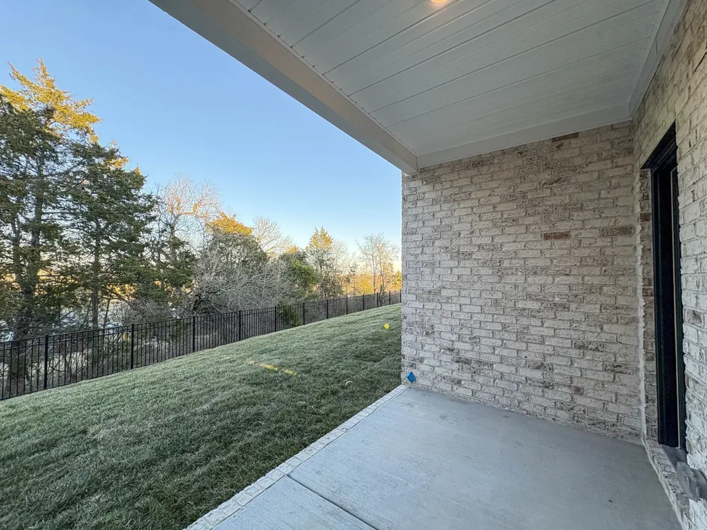229 Glencrest Drive Lot 323 Hendersonville TN 37075