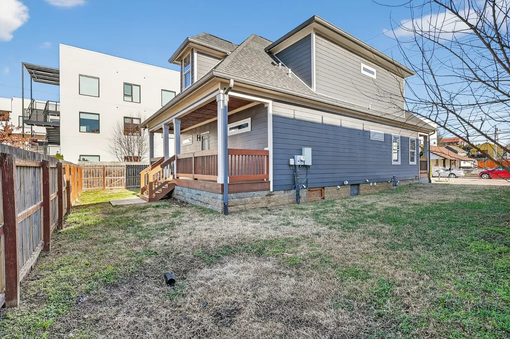 1917 9th Ave, N Nashville TN 37208