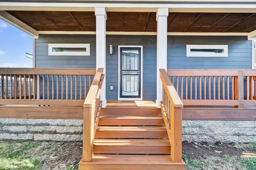 1917 9th Ave, N Nashville TN 37208