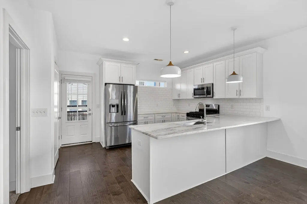 1917 9th Ave, N Nashville TN 37208