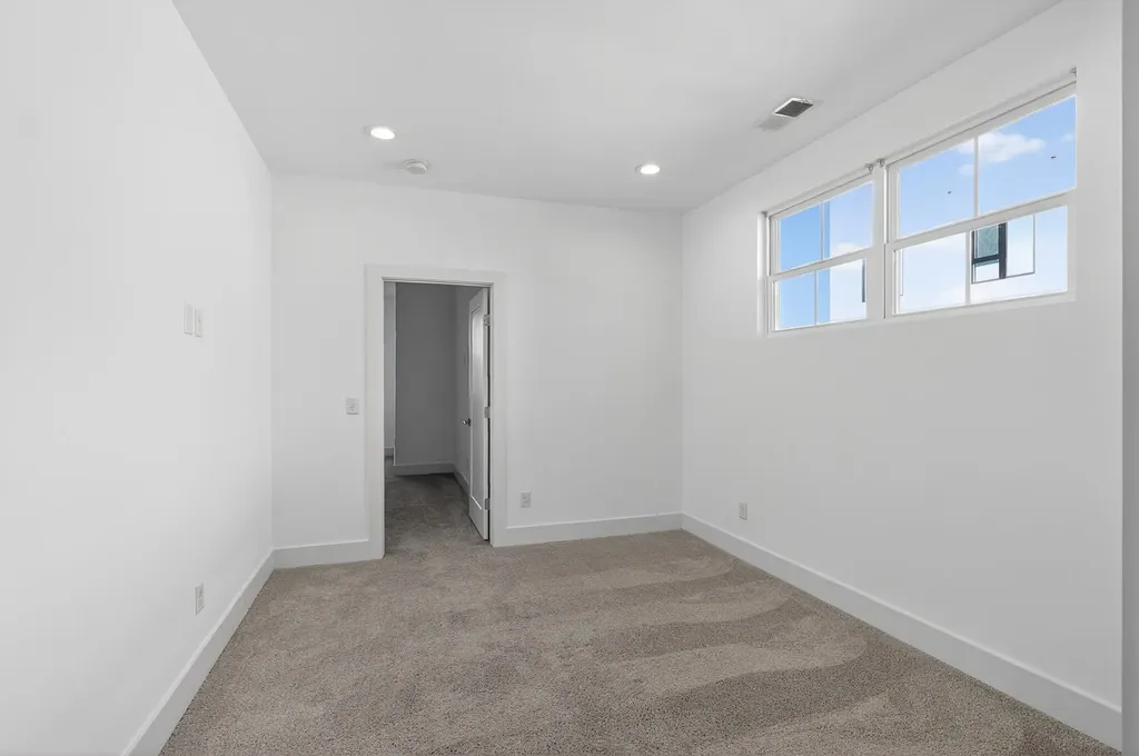 1917 9th Ave, N Nashville TN 37208