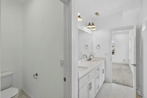 1917 9th Ave, N Nashville TN 37208