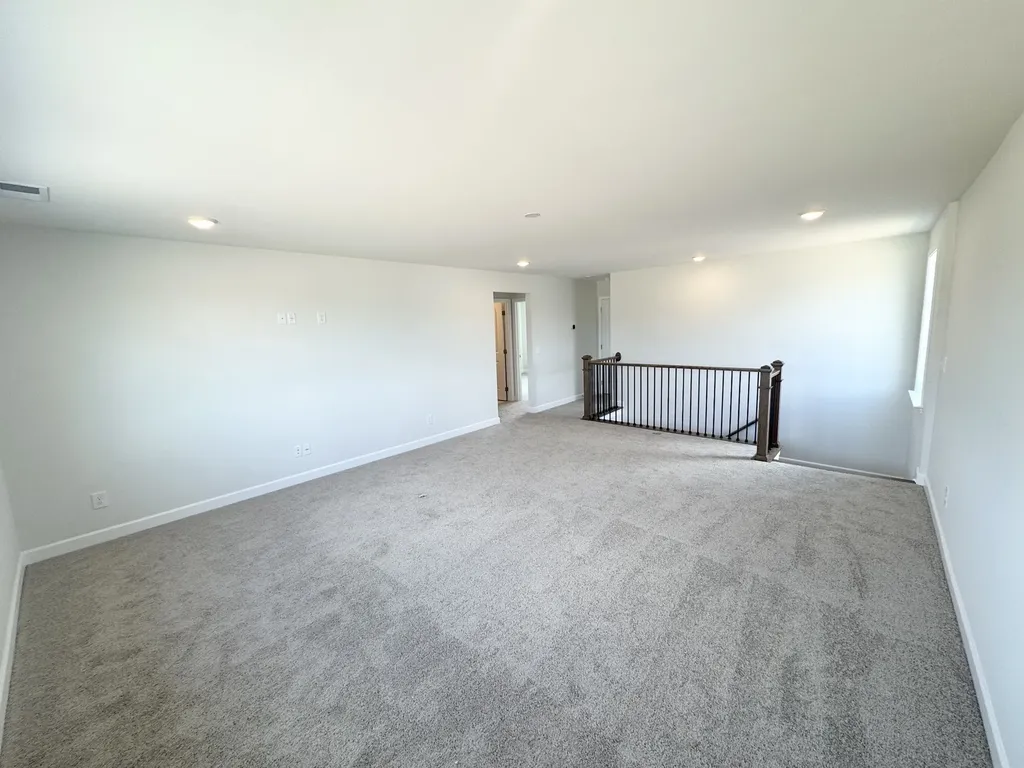 1933 Hildebrand Lane Columbia TN 38401