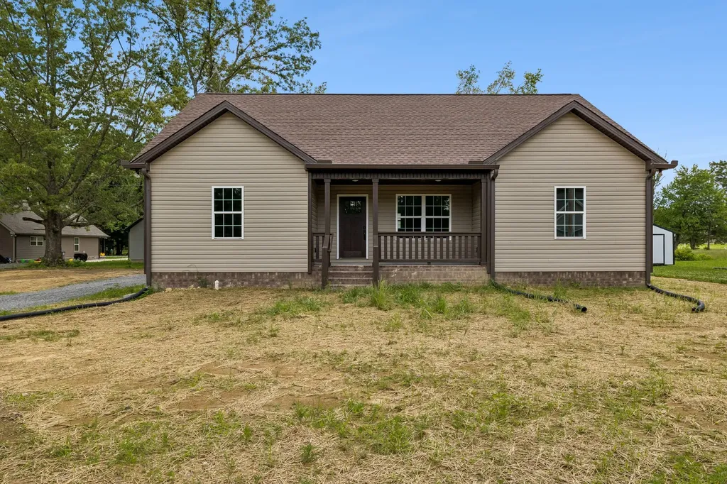317 Cassie Drive Lafayette TN 37083