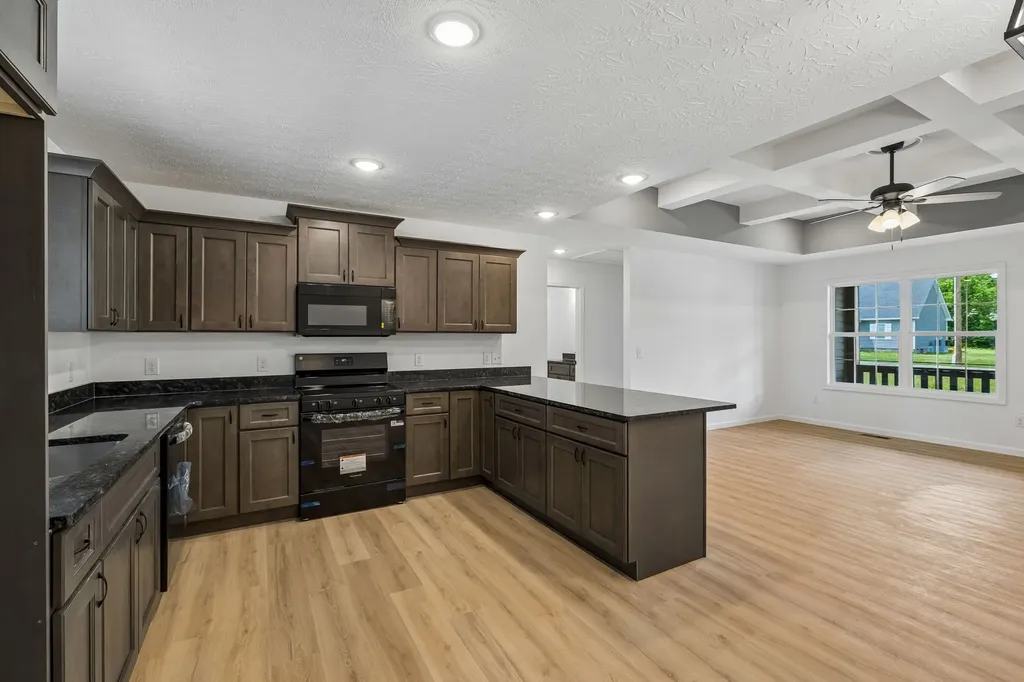 317 Cassie Drive Lafayette TN 37083