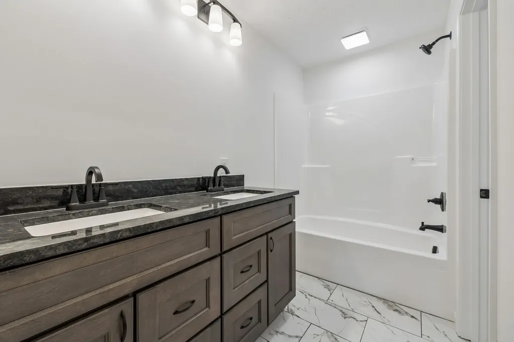317 Cassie Drive Lafayette TN 37083
