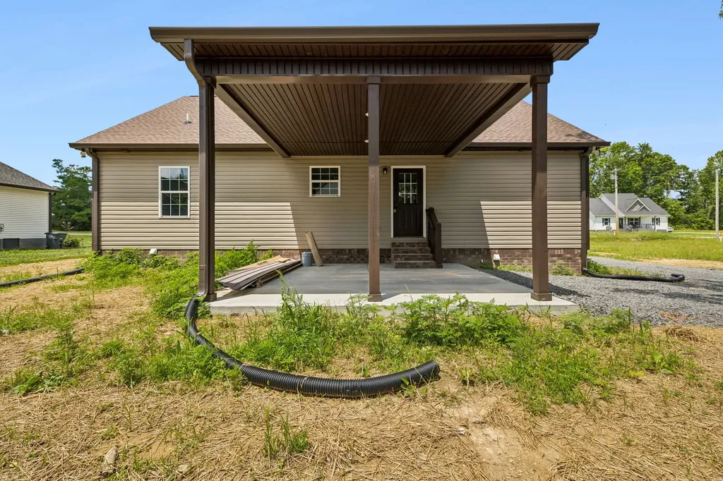 317 Cassie Drive Lafayette TN 37083