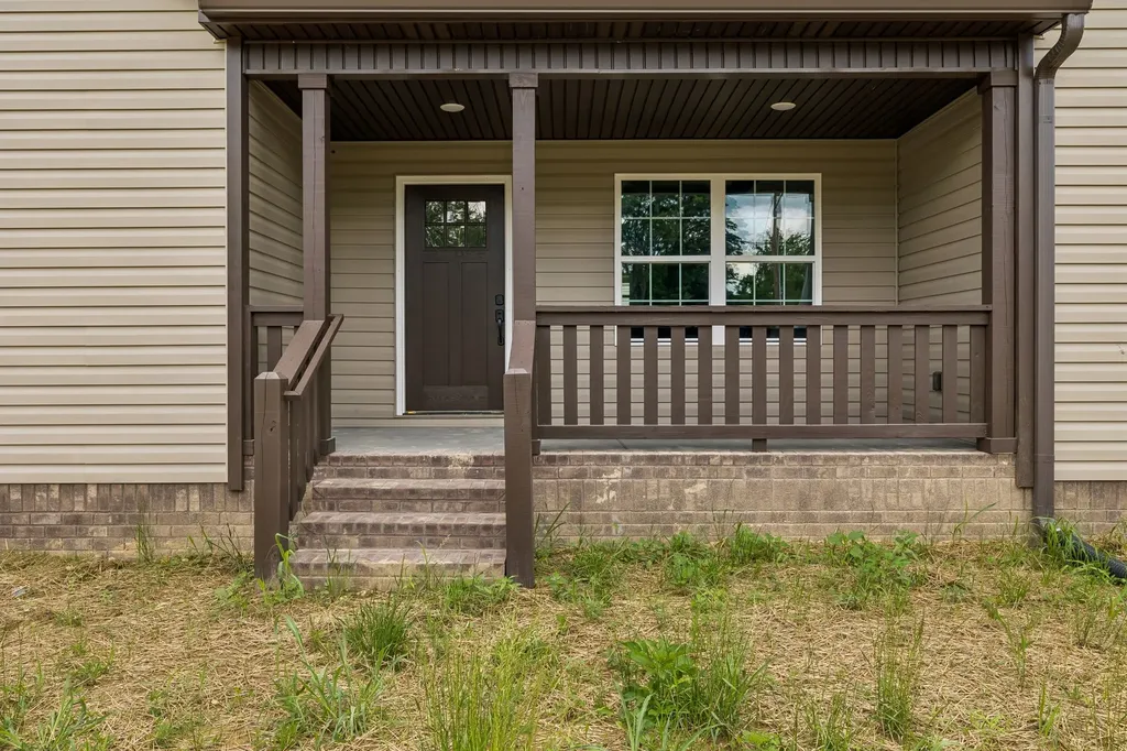 317 Cassie Drive Lafayette TN 37083