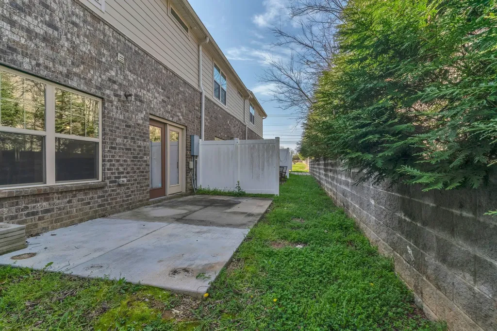 3319 Old Hickory Boulevard Old Hickory TN 37138