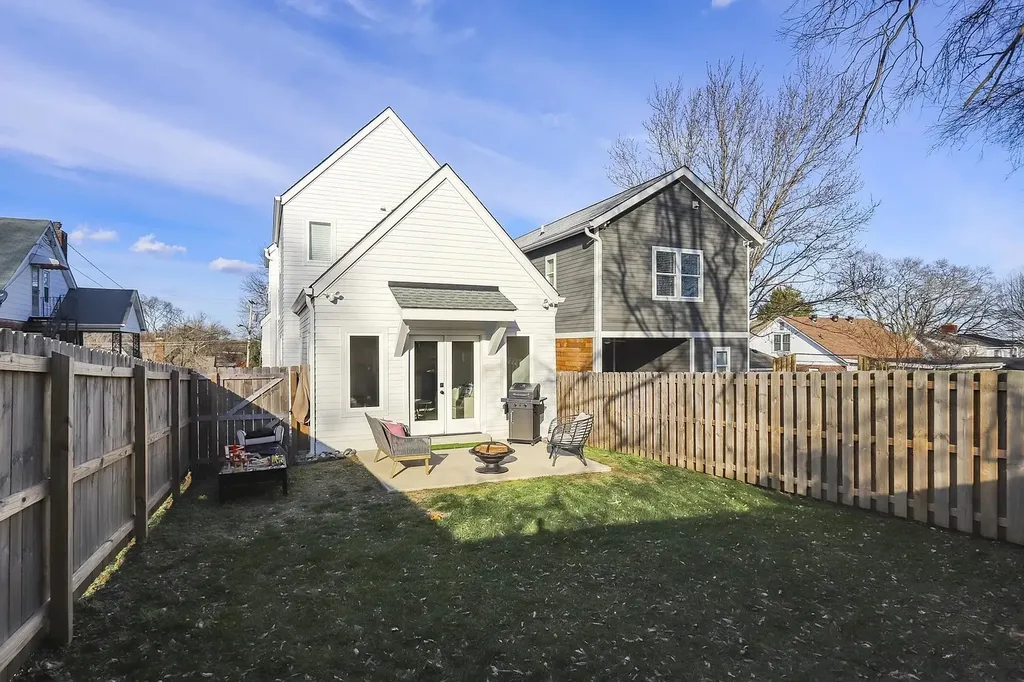 1016 Maynor Avenue Nashville TN 37216
