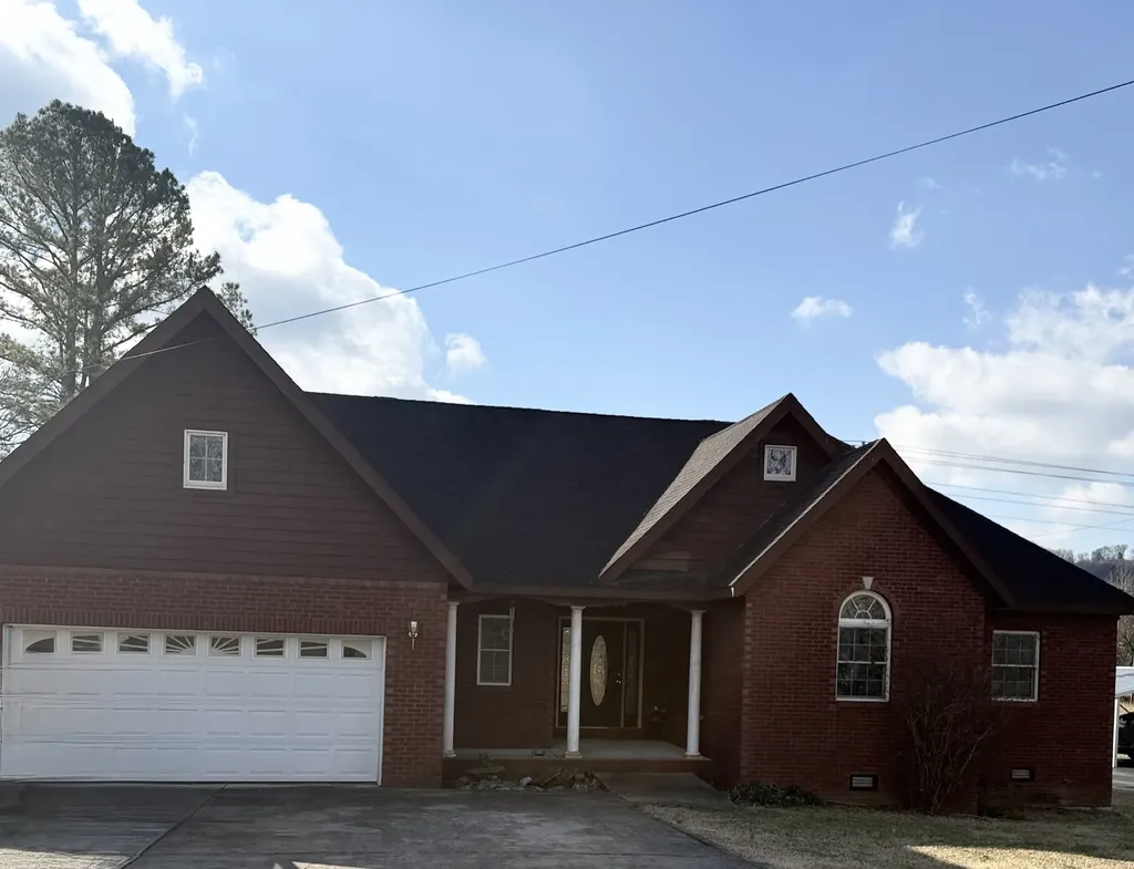 313 Murfreesboro Road Woodbury TN 37190