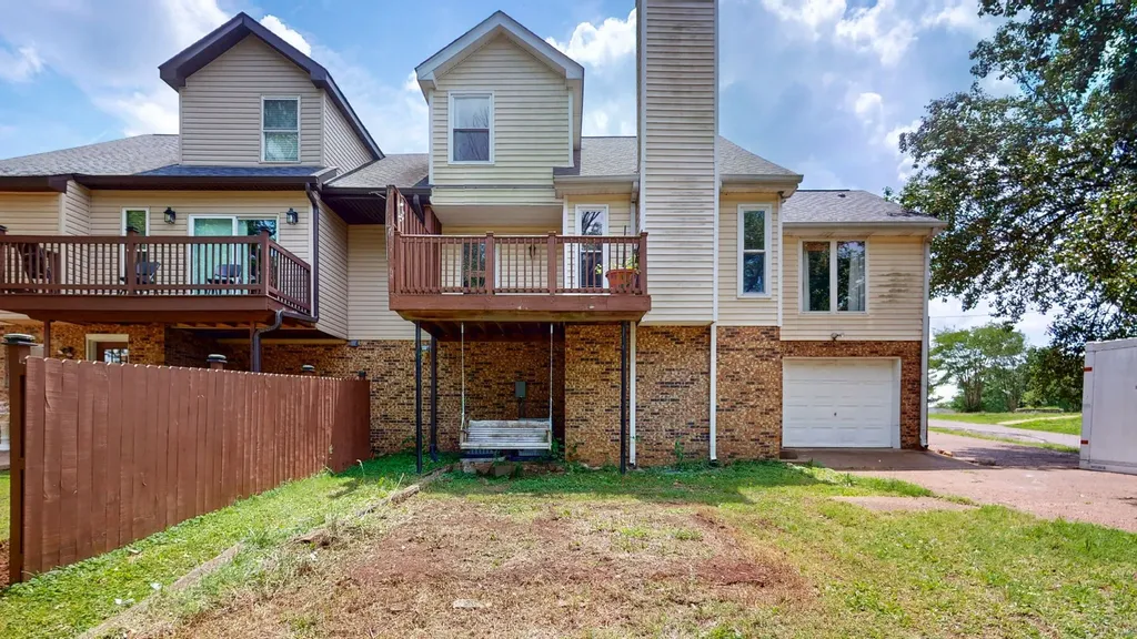 2128 E Hill Drive Madison TN 37115