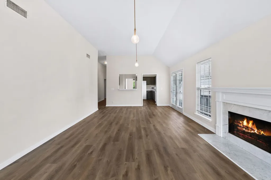 2300 Broadview Drive Nashville TN 37217