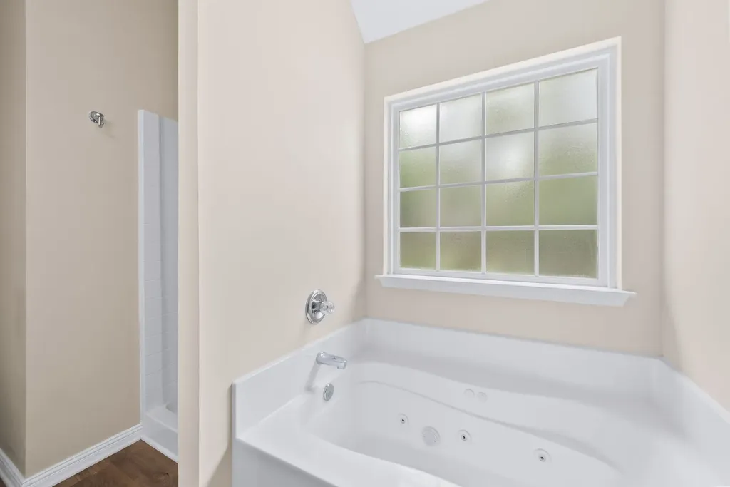 2300 Broadview Drive Nashville TN 37217
