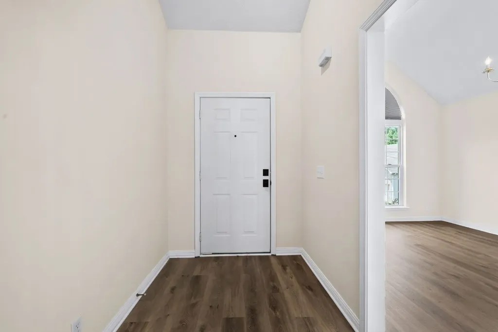 2300 Broadview Drive Nashville TN 37217