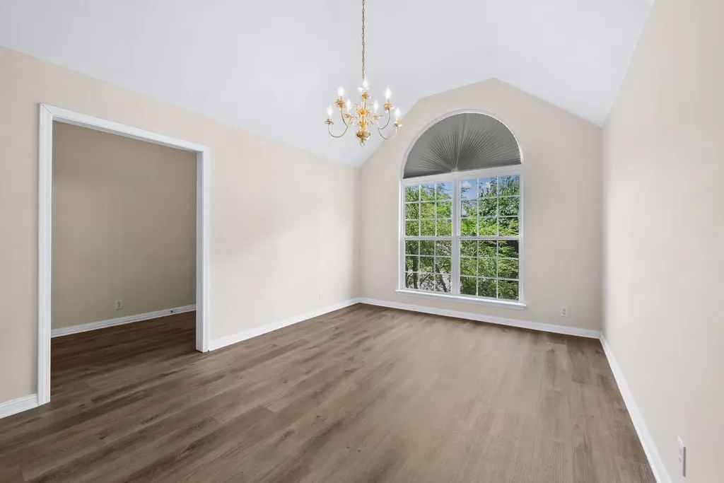 2300 Broadview Drive Nashville TN 37217