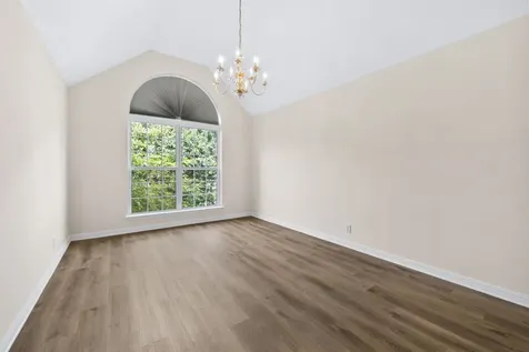 2300 Broadview Drive Nashville TN 37217