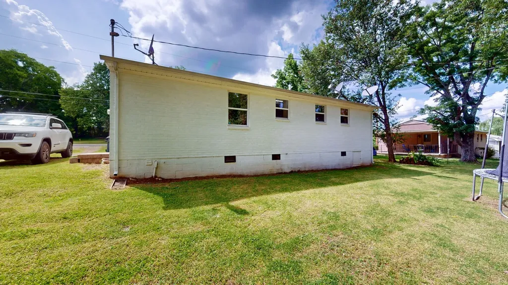 916 Turner Drive Hartsville TN 37074