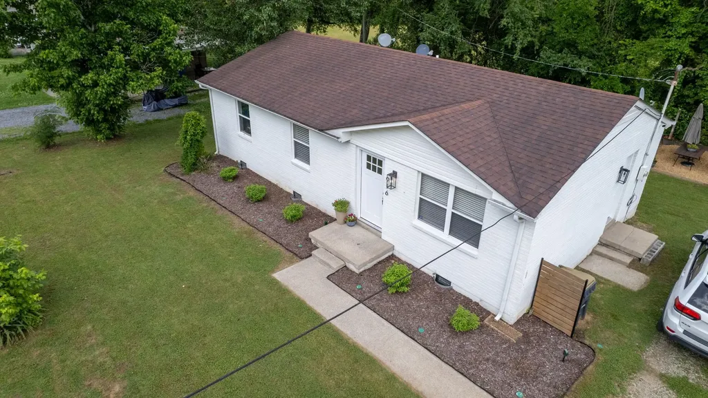 916 Turner Drive Hartsville TN 37074