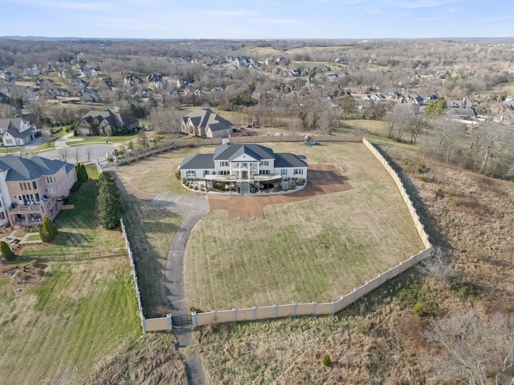 201 Vineyard Way Lebanon TN 37087