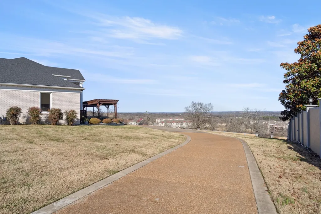 201 Vineyard Way Lebanon TN 37087