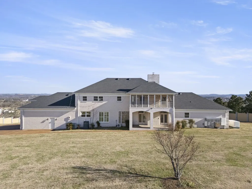 201 Vineyard Way Lebanon TN 37087
