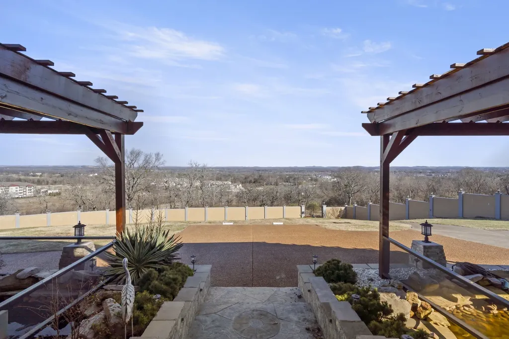 201 Vineyard Way Lebanon TN 37087