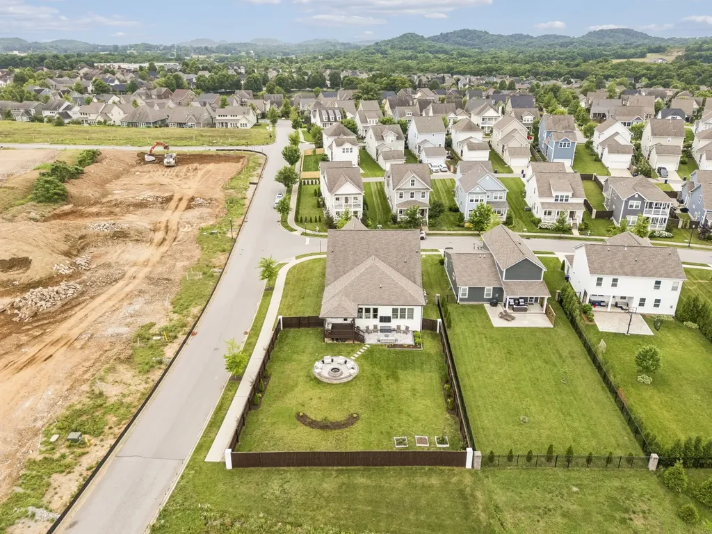 3478 Milford Drive Thompsons Station TN 37179