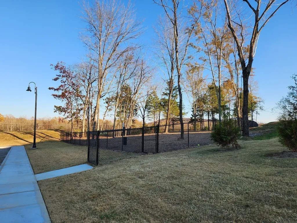 1633 Feather Road Lebanon TN 37090