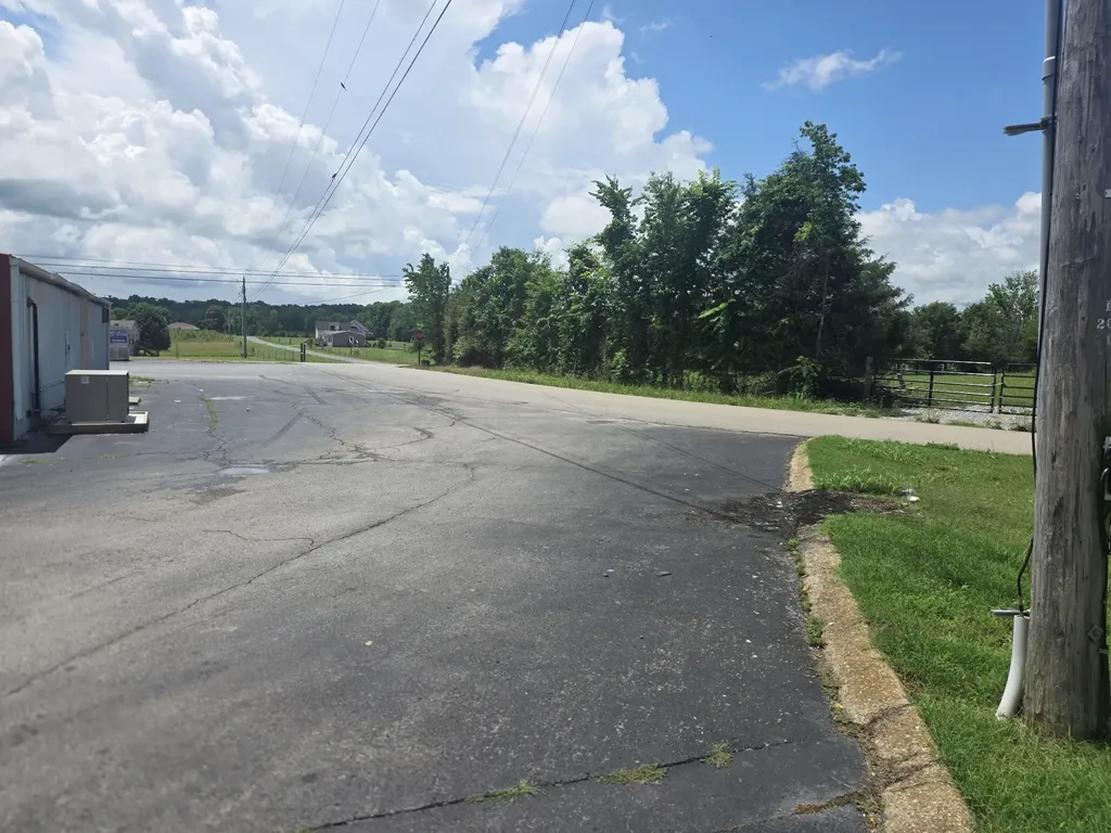 8373 Carthage Highway Lebanon TN 37087