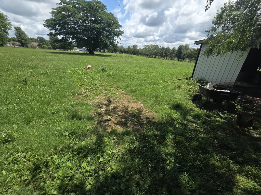 8373 Carthage Highway Lebanon TN 37087