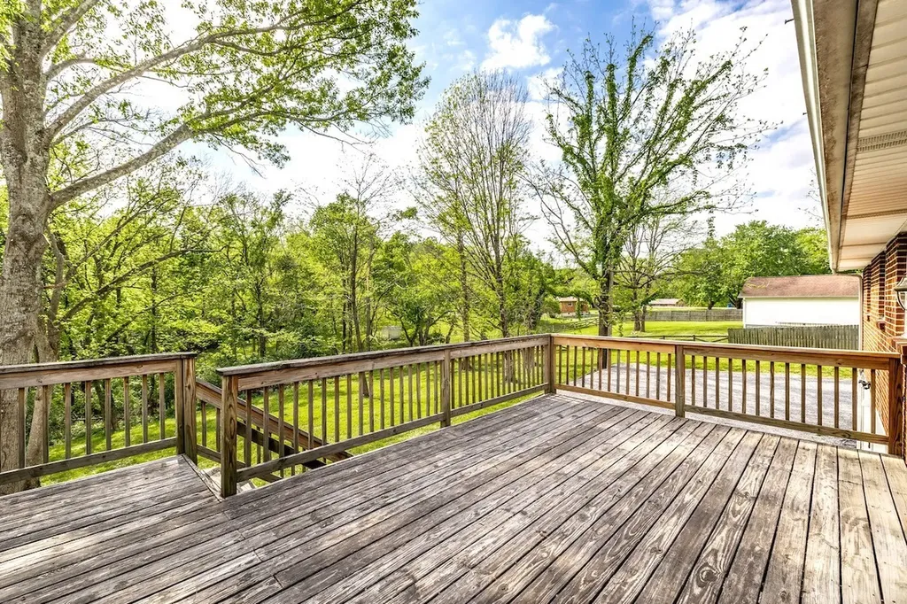 403 Rosehill Court Goodlettsville TN 37072