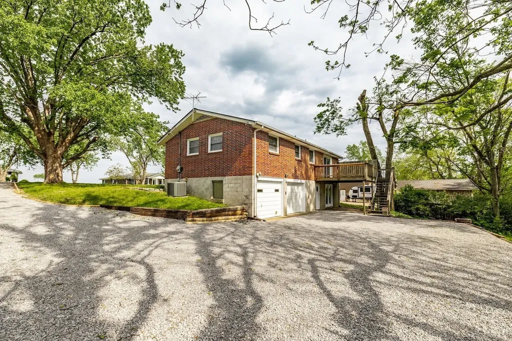 403 Rosehill Court Goodlettsville TN 37072