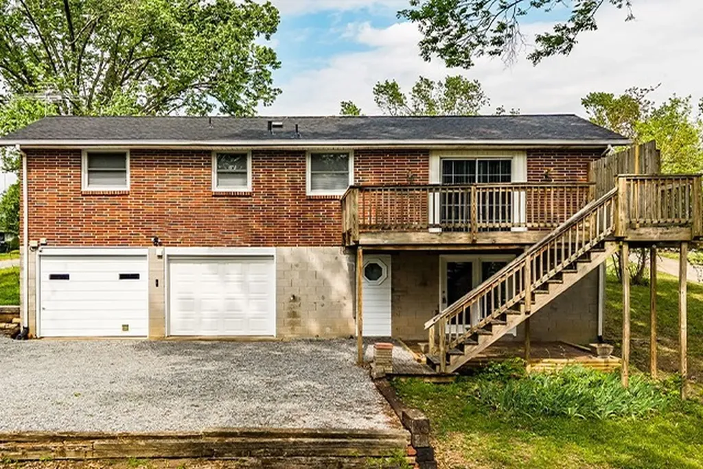 403 Rosehill Court Goodlettsville TN 37072