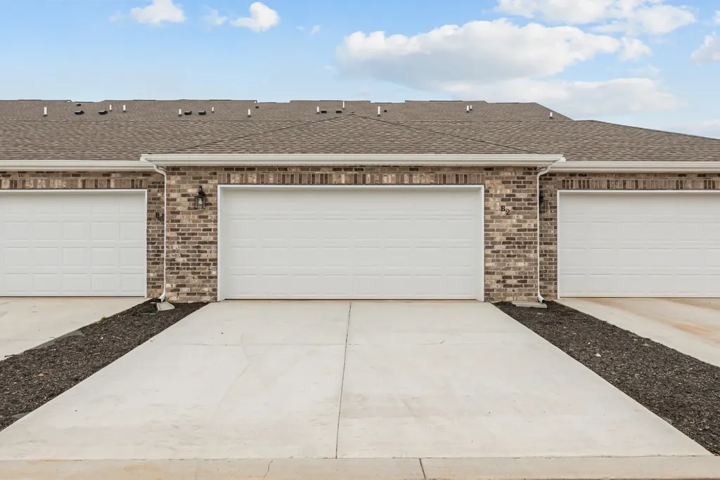 2900 Suzanne Landon Drive Murfreesboro TN 37130
