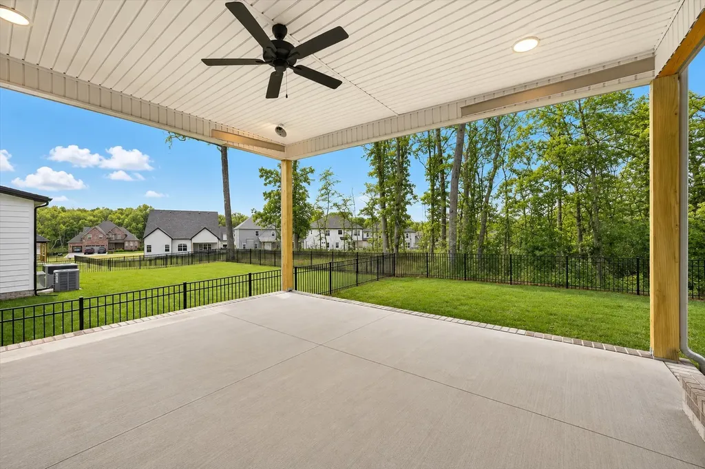 982 Alton Drive Clarksville TN 37043