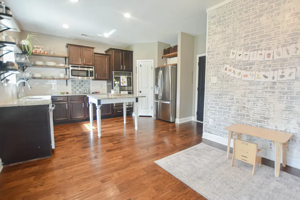 1296 Brigade Drive Clarksville TN 37043
