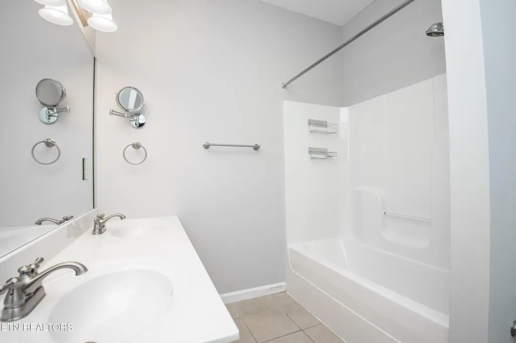 3307 Cummins Lane Knoxville TN 37921