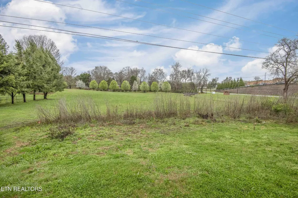 3307 Cummins Lane Knoxville TN 37921