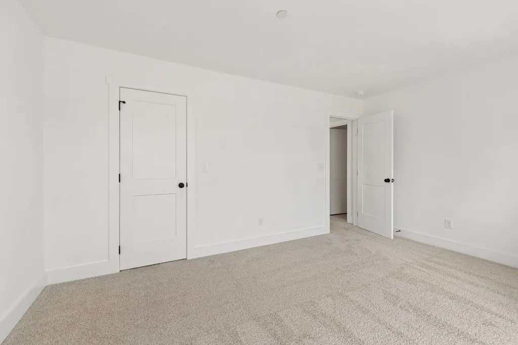 2961 Sharpstone Drive Columbia TN 38401