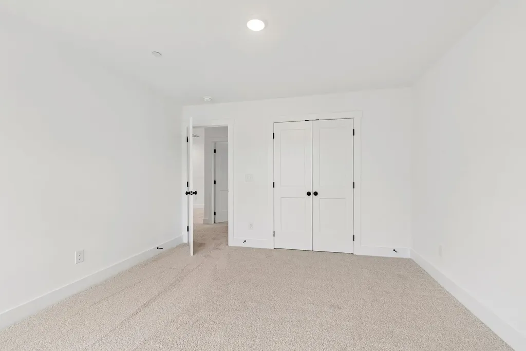 2961 Sharpstone Drive Columbia TN 38401