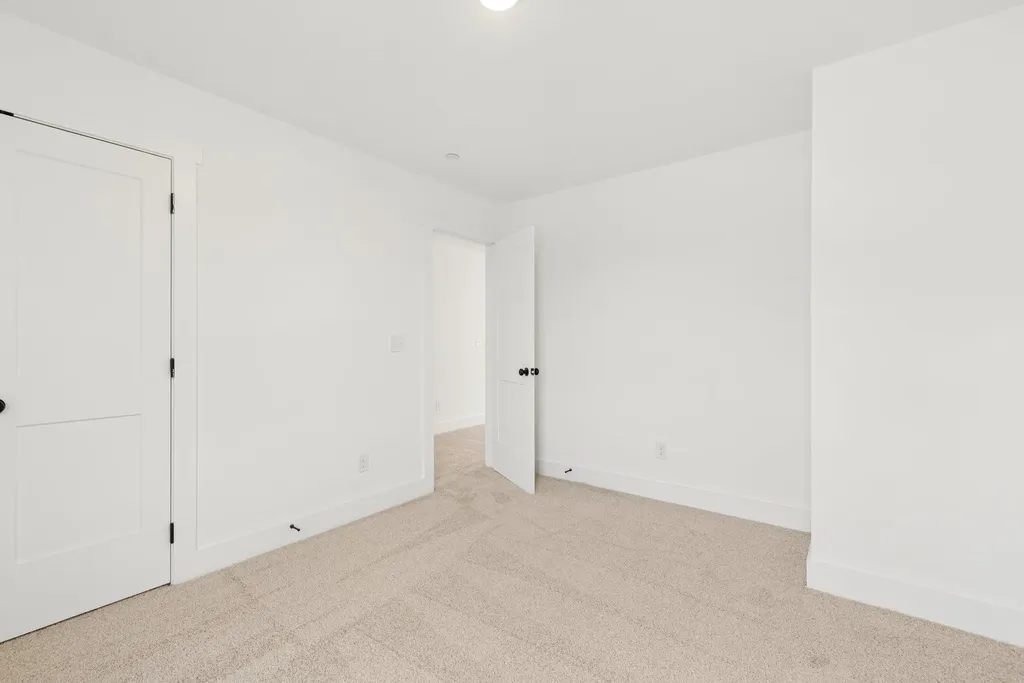 2961 Sharpstone Drive Columbia TN 38401