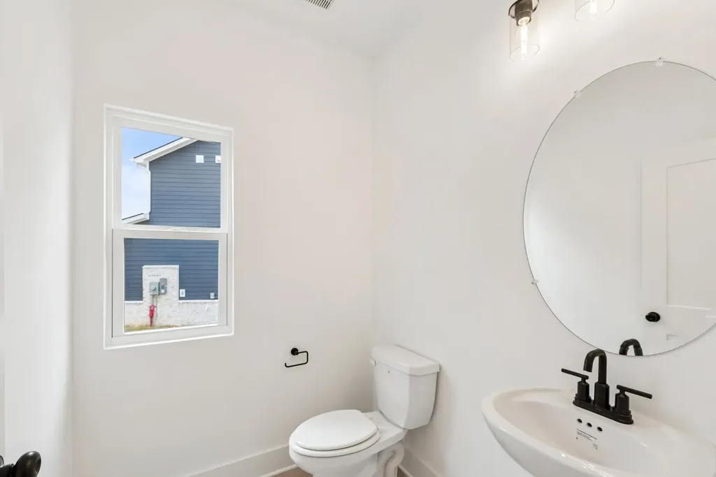 2961 Sharpstone Drive Columbia TN 38401