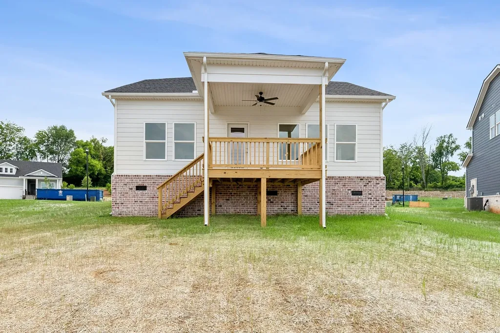 2961 Sharpstone Drive Columbia TN 38401