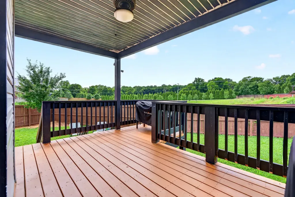 1031 Christian James Court Clarksville TN 37043