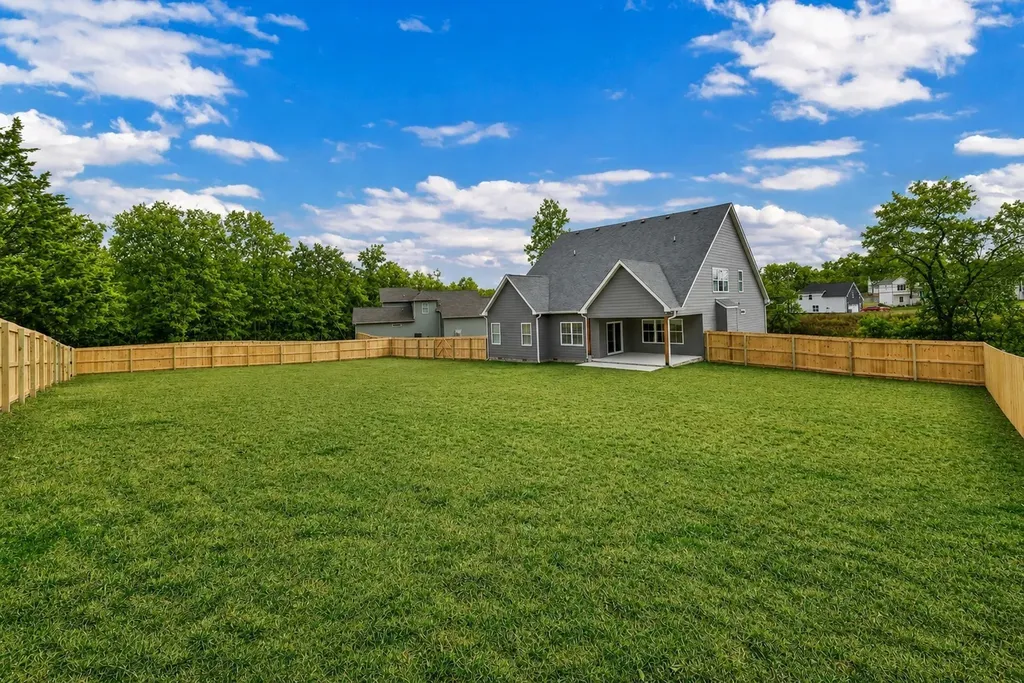 48 Powell Road Clarksville TN 37043