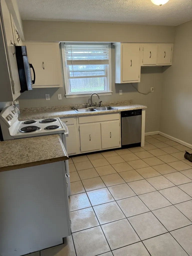 4601 Indiana Avenue Nashville TN 37209